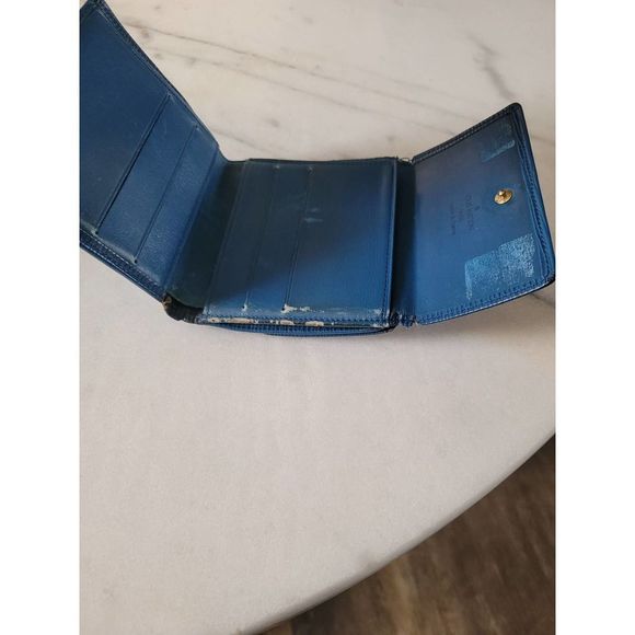 Louis Vuitton Blue Textured Leather Wallet - Picture 6 of 6